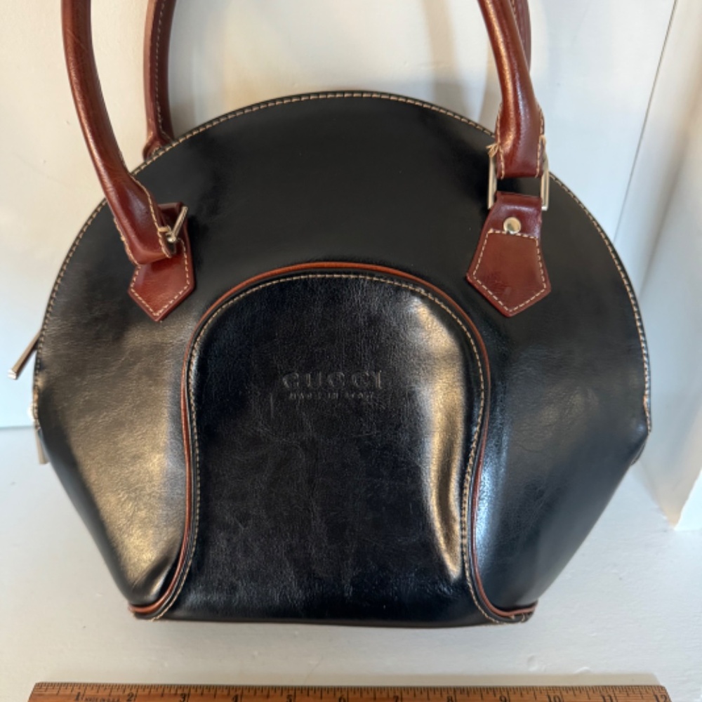 Gucci - Faux bag. Great Condition